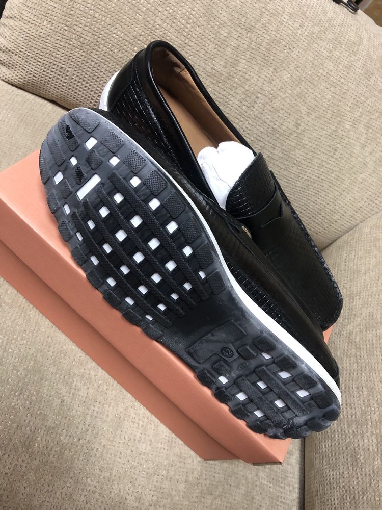 Sapato mocassim novo