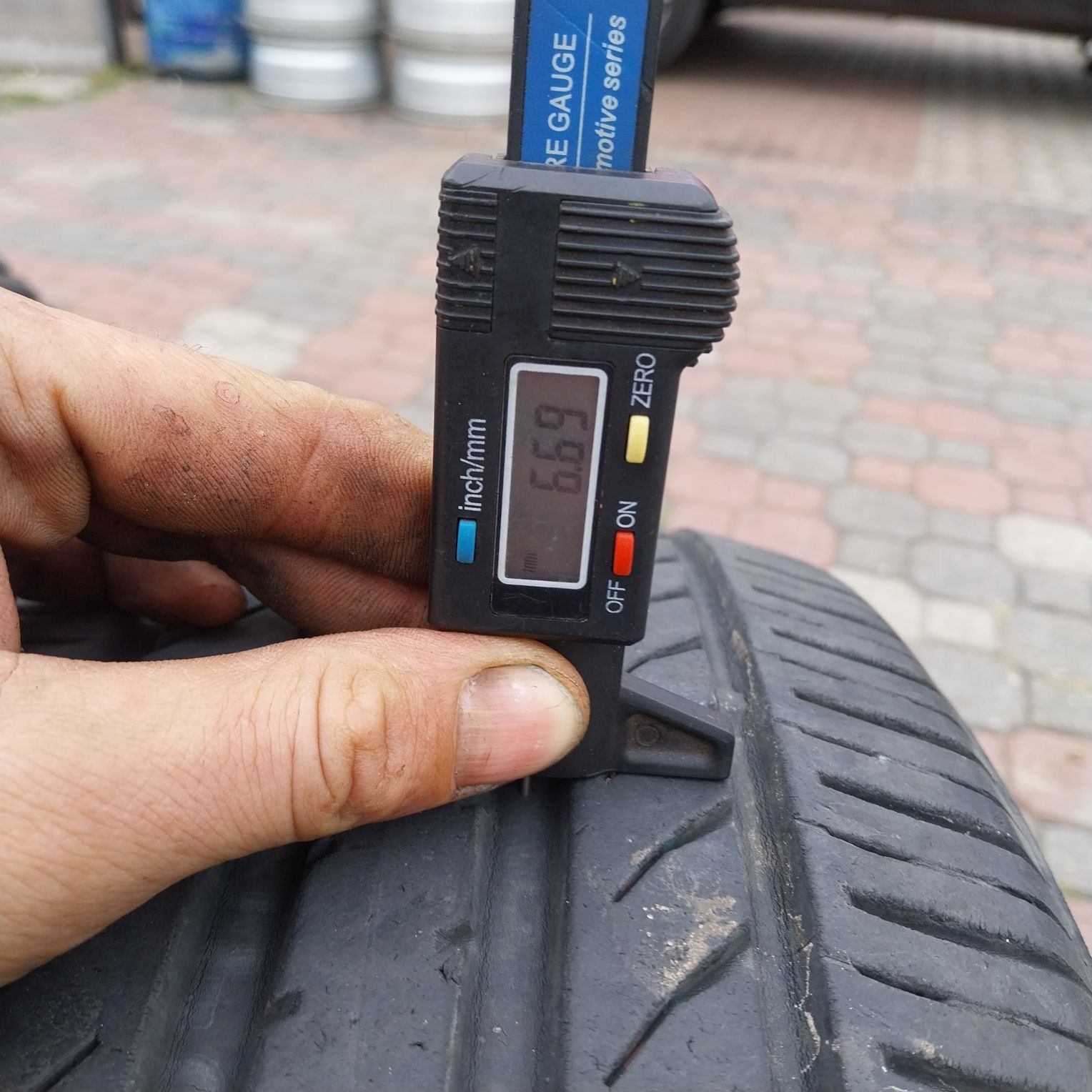 Opona Letnia Toyo 215/50R18 92V