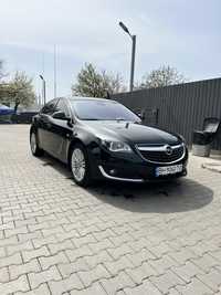 Opel Insignia офіціал
