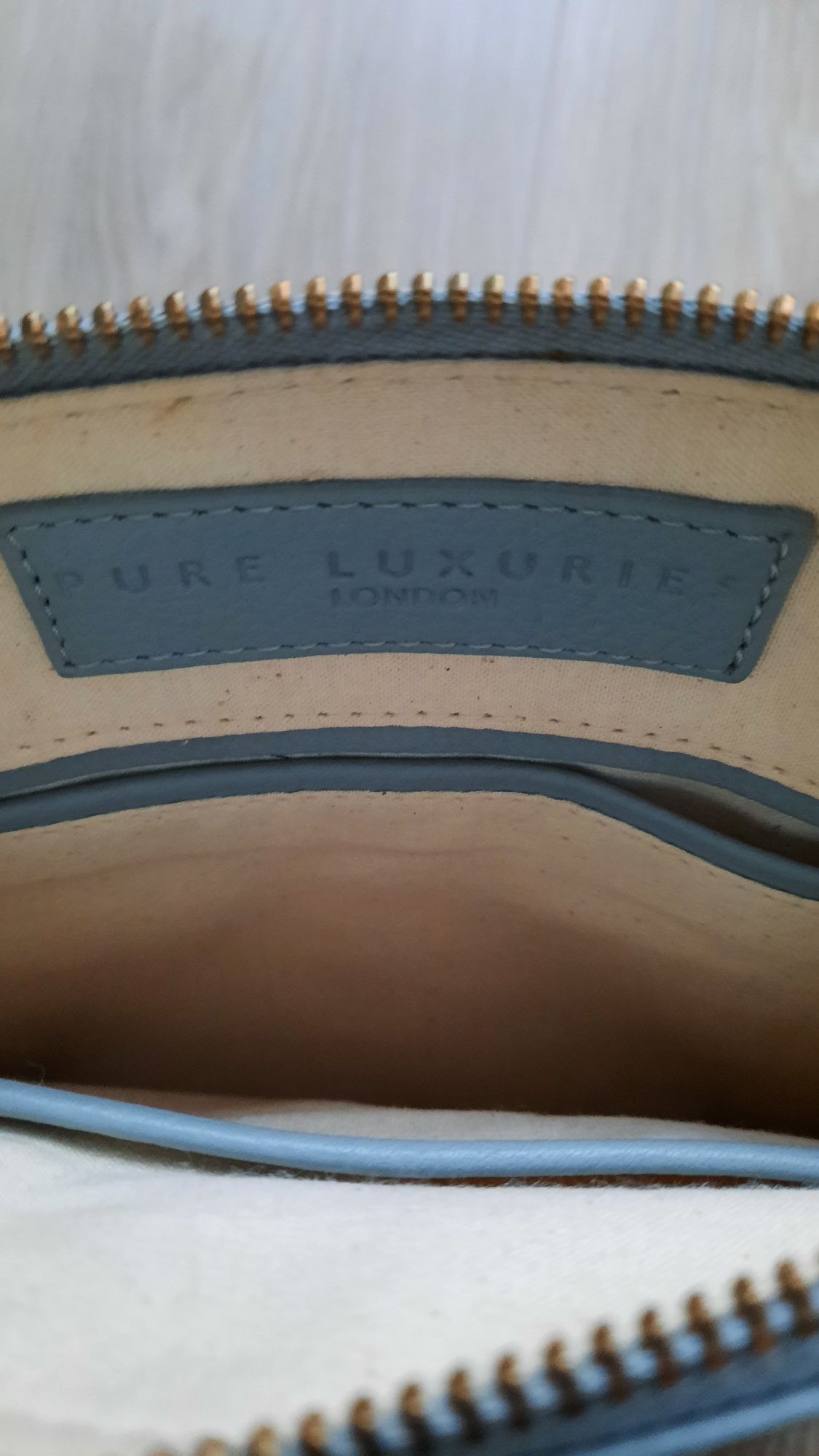 Torebka skórzana Pure Luxuries London