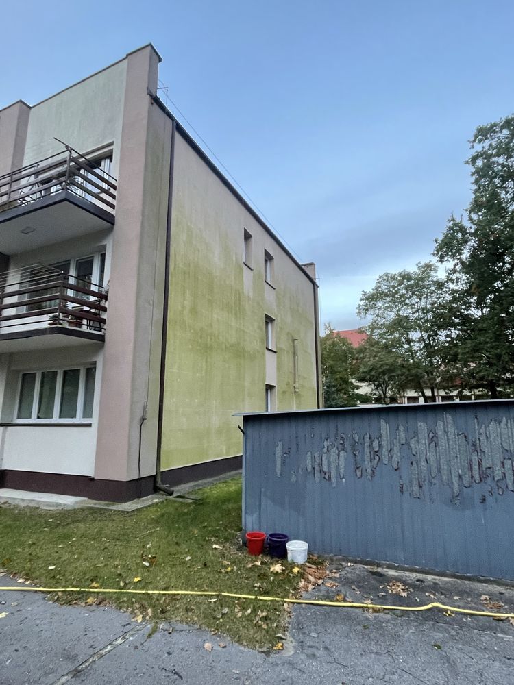 Mycie kostki paneli fotowoltaicznych  dachow elewacji