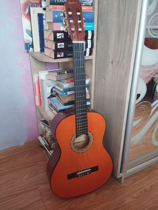 Продам гітару  Maxtone CGC-39ON