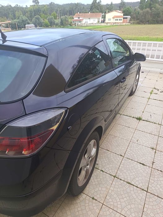 Opel Astra GTC 1.3