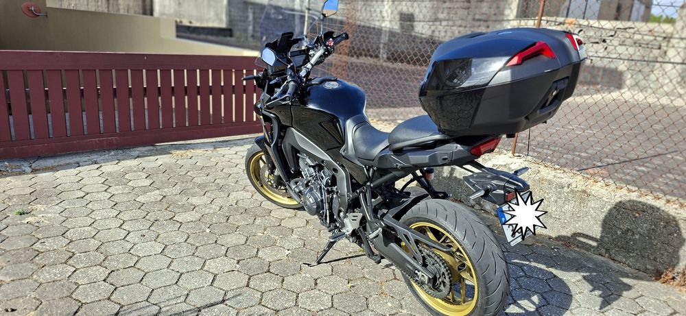 Tracer 9 Quickshift, Punhos Aquecidos e Top case Yamaha