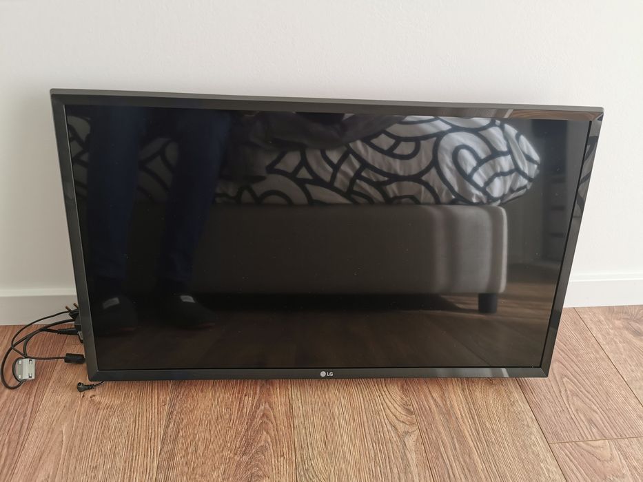 Televisão LG led 32" com Oferta suporte para parede