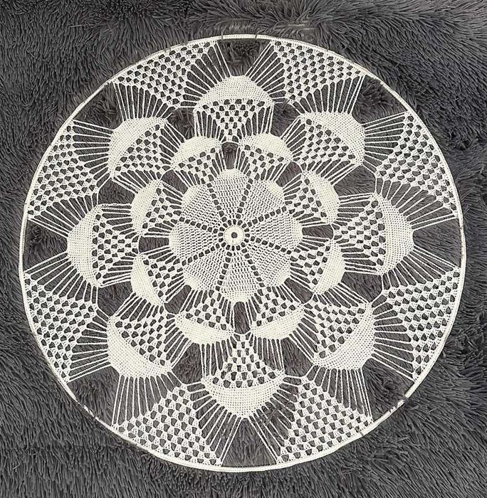 rozeta- mandala 65cm -szydełkowa serweta w obręczy