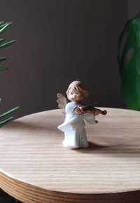 figurka Aniołka, Aniołek grający na skrzypcach