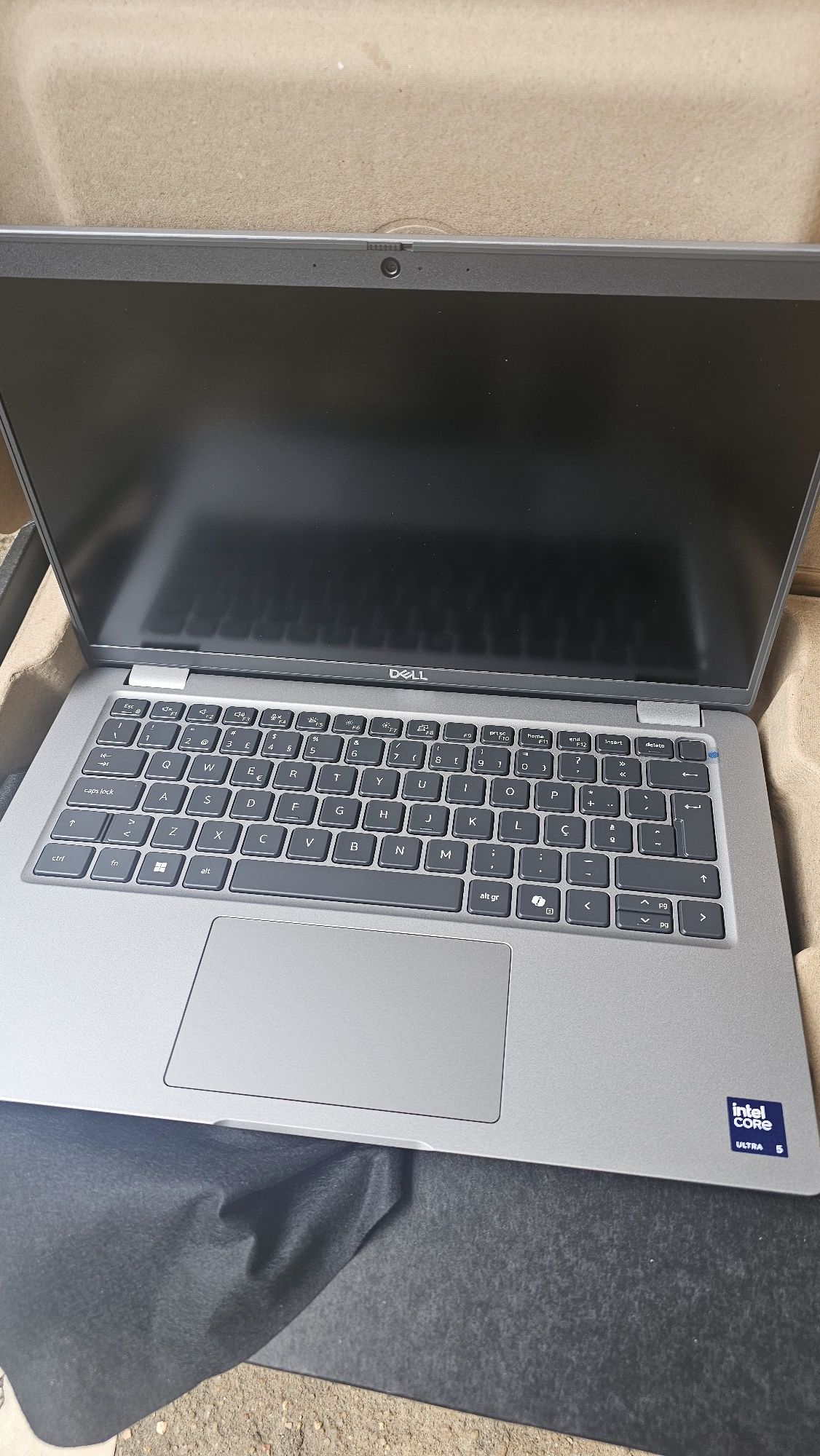 Portátil Dell Latitude 5450 Ultra 5 + Docking Station + Monitor 27"
