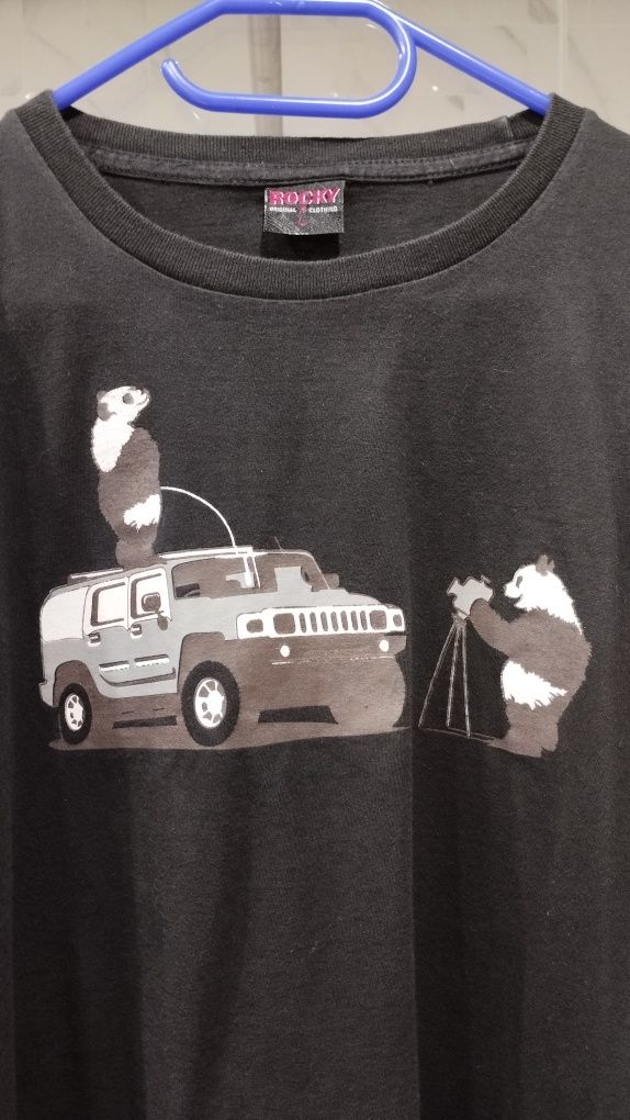 T-shirt top talvez única...