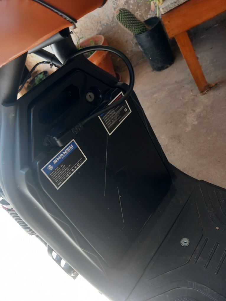 Scooter eletrica