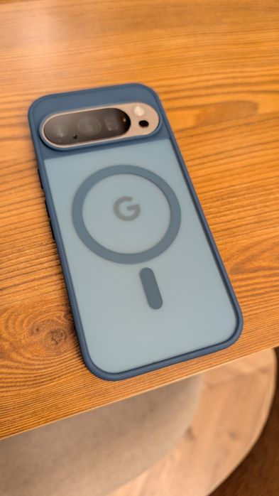 Etui Google Pixel 10 pro i 10 niebieskie