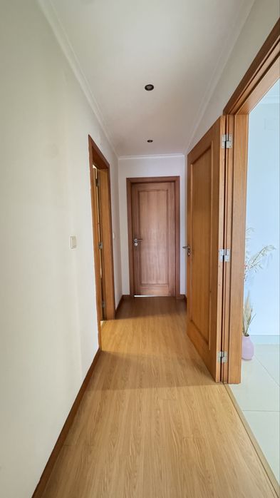 Apartamento T2 Cacem C/ Garagem e Suite