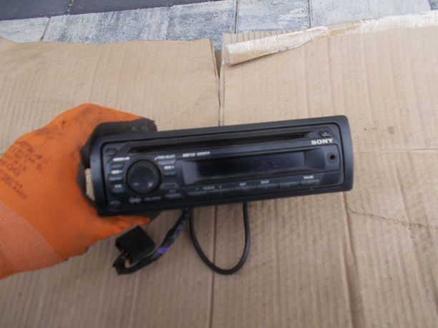 Radio Sony Cd Mp3 AUX Radio Samochodowe sony Kable wtyczki