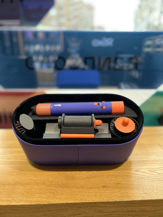 Стайлери для всіх типів волосся Dyson Airwrap i.d.