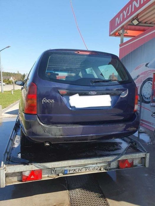 Ford Focus I kombi 1.8 diesel DI granatowy kod lakieru H8 na części