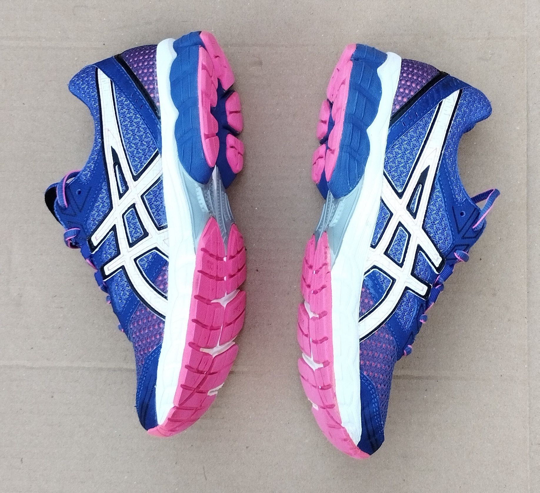 Asics Gel-Pulse5 бігові кросівки