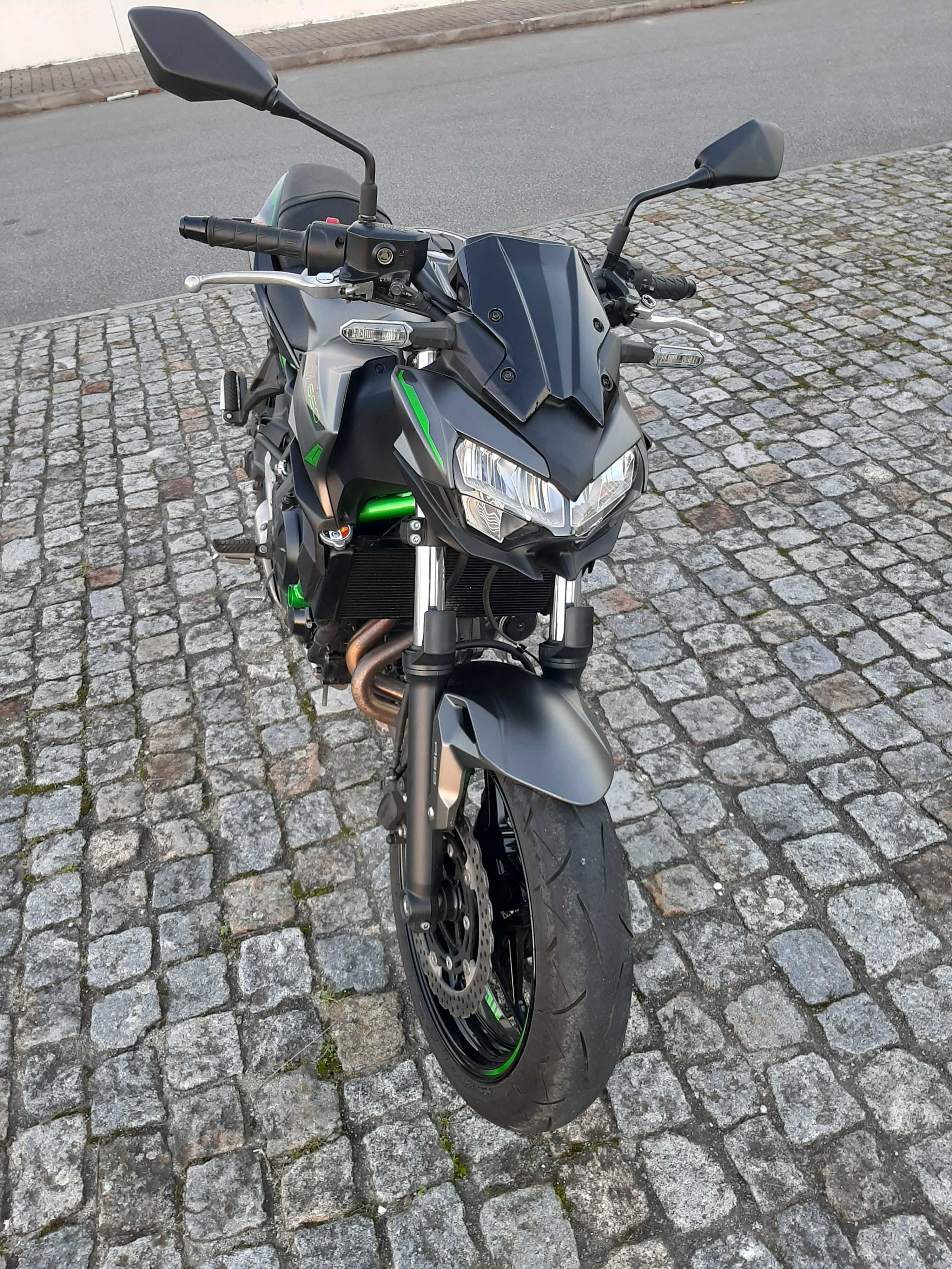 Kawasaki Z650 a2