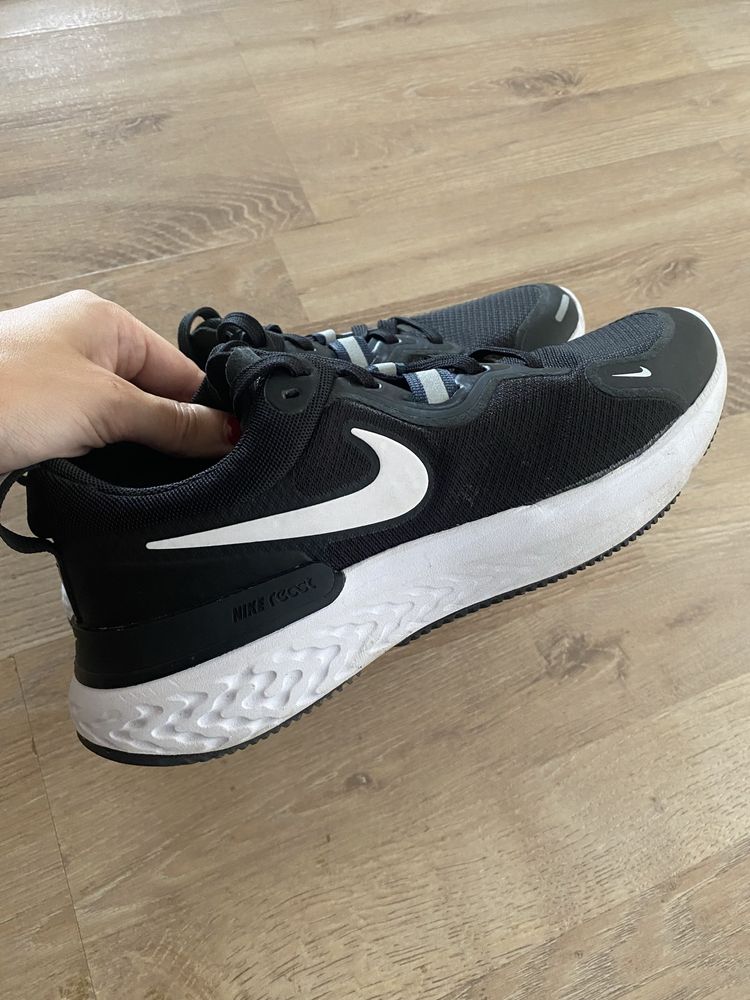 Nike ténis pretos n°36,5 novos