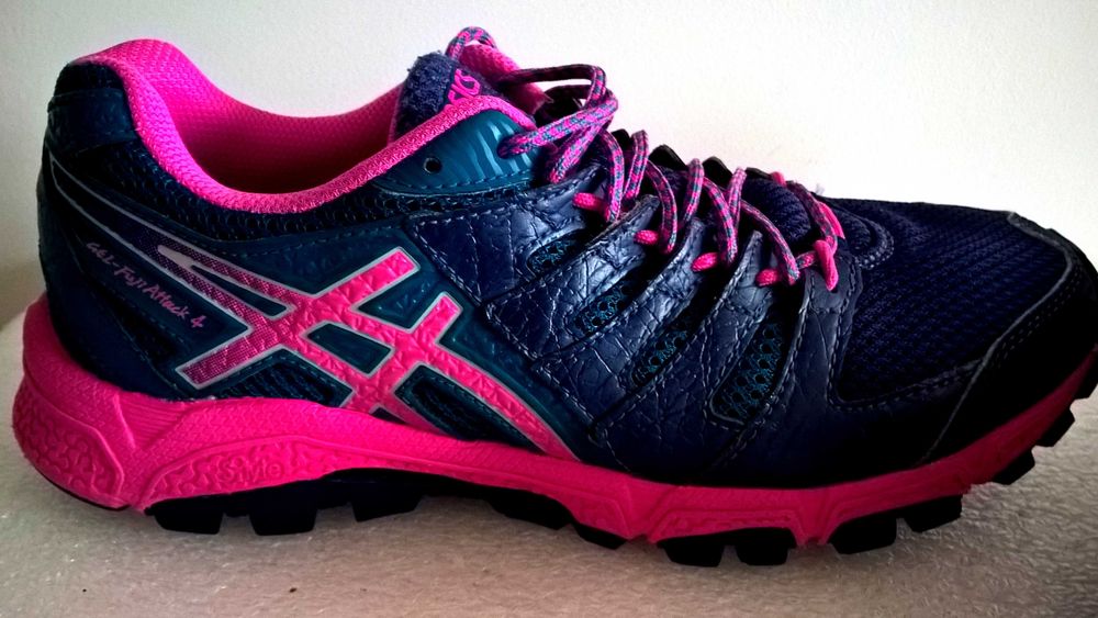 Asics Gel Fuji Attack 4 trailowe super ładne  warto