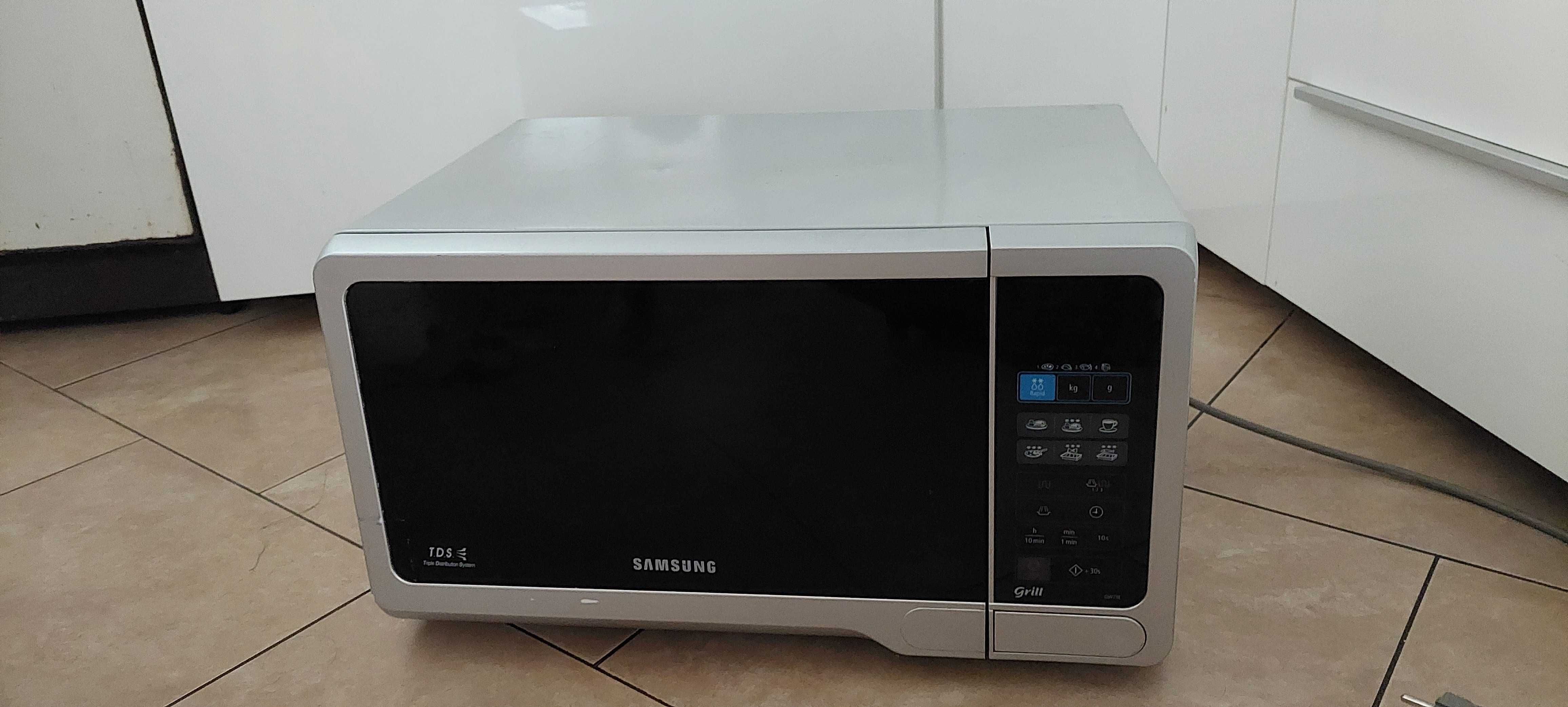 Kuchenka mikrofalowa samsung