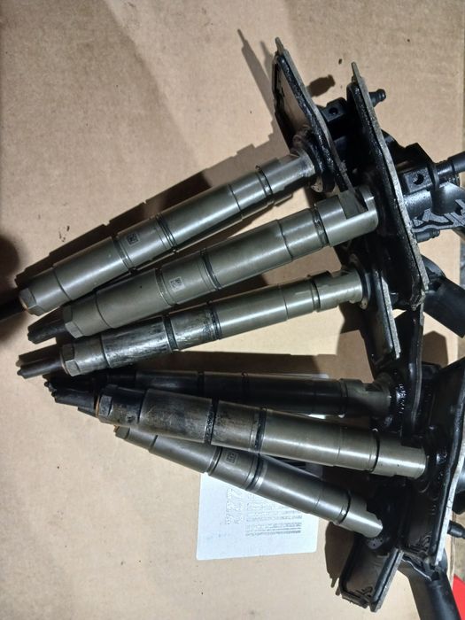 Продам форсунки на ауді а6с6 2,7 тді BPP 2006 року