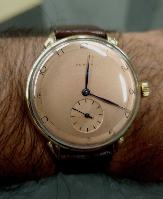 Vintage ZENITH 37,8mm com movimento de corda manual cal. 12-4P