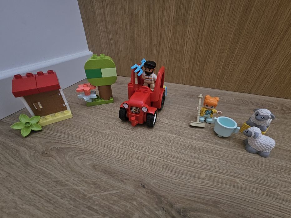 Lego DUPLO Traktor i zwierzęta
