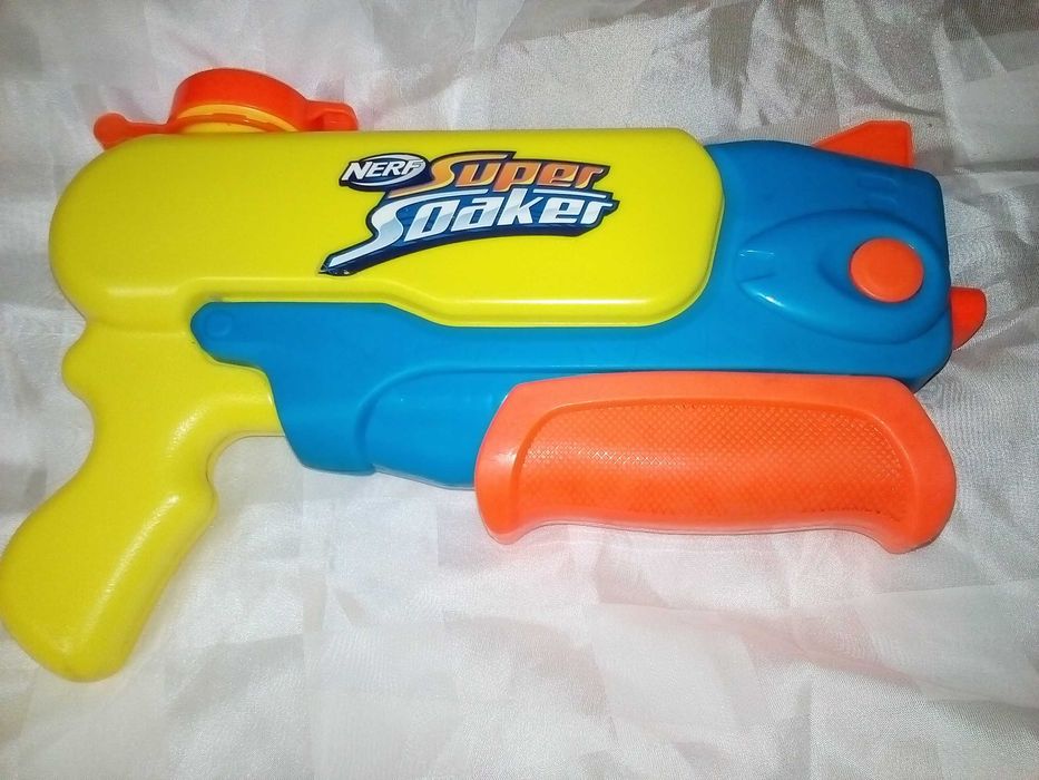 водное оружие Nerf Super Soaker, бластер 32 см.