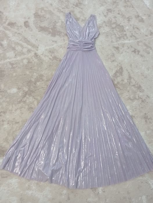 Сукня вечірня можна на випускний