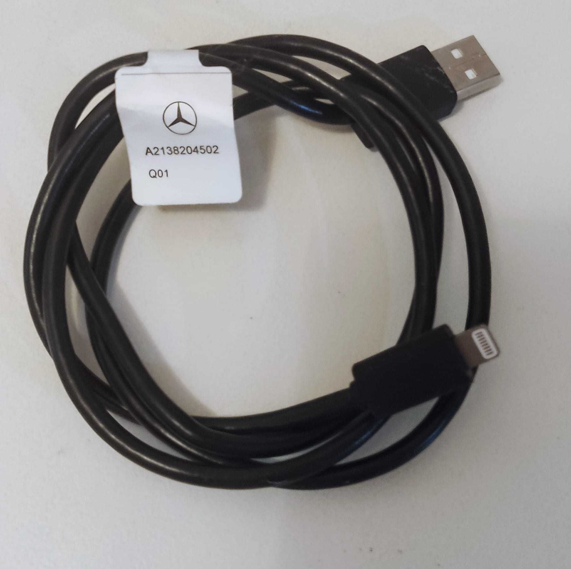 Cabos USB originais Mercedes-Benz