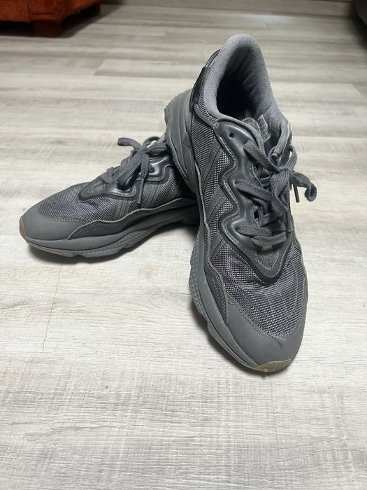 Adidas OZWEEGO Cinza – Únicos par – 70€