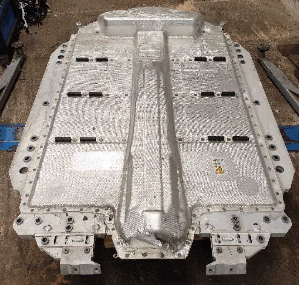 Akumulator do pojazdu elektrycznego z BMW i4 z 2023 roku (model USA).