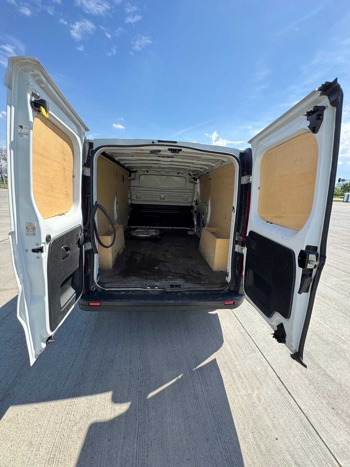 Renault Trafic L2H1 long 95 KM DCI
