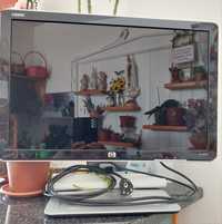 Monitor HP medidas 52x35