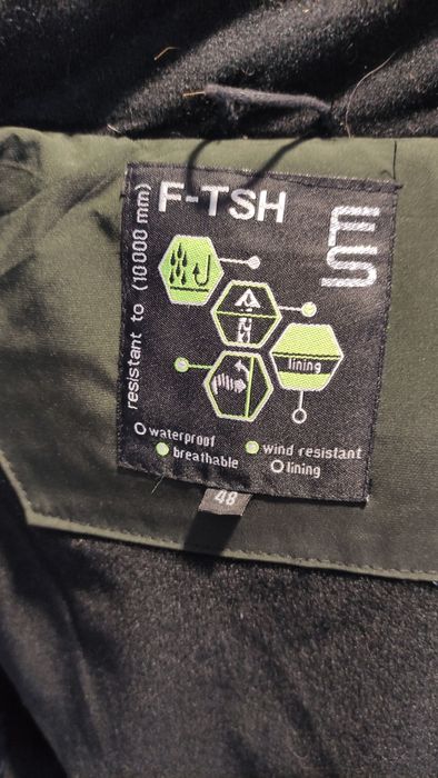 Тепла чоловіча зимова куртка F-TSH. б/у