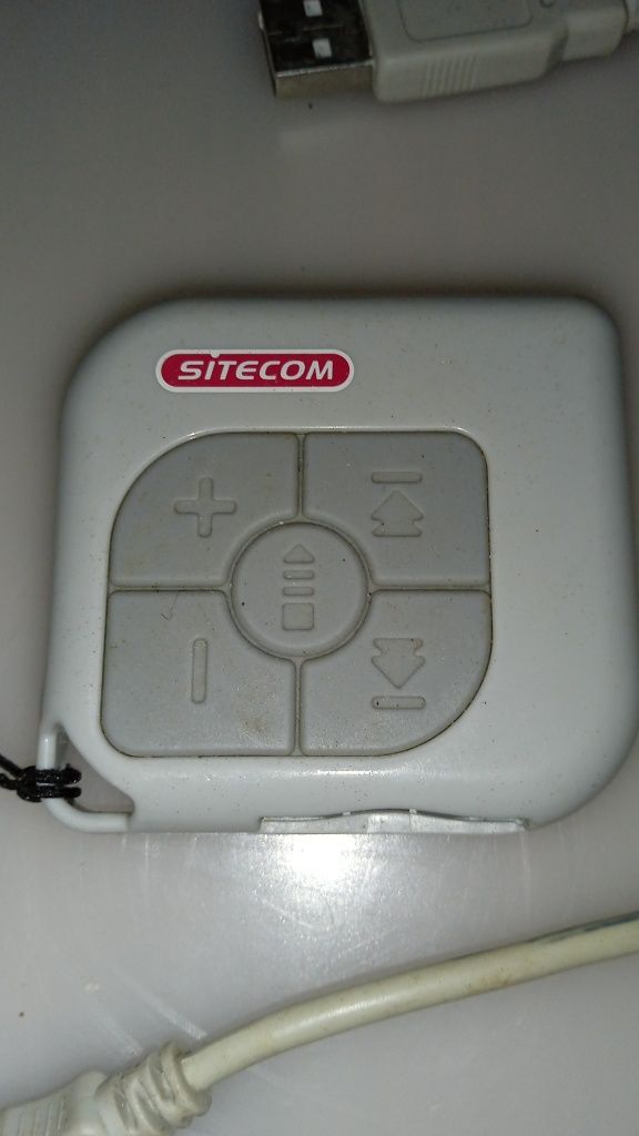 MP3 Sitecom + 2 Cartões de Memória