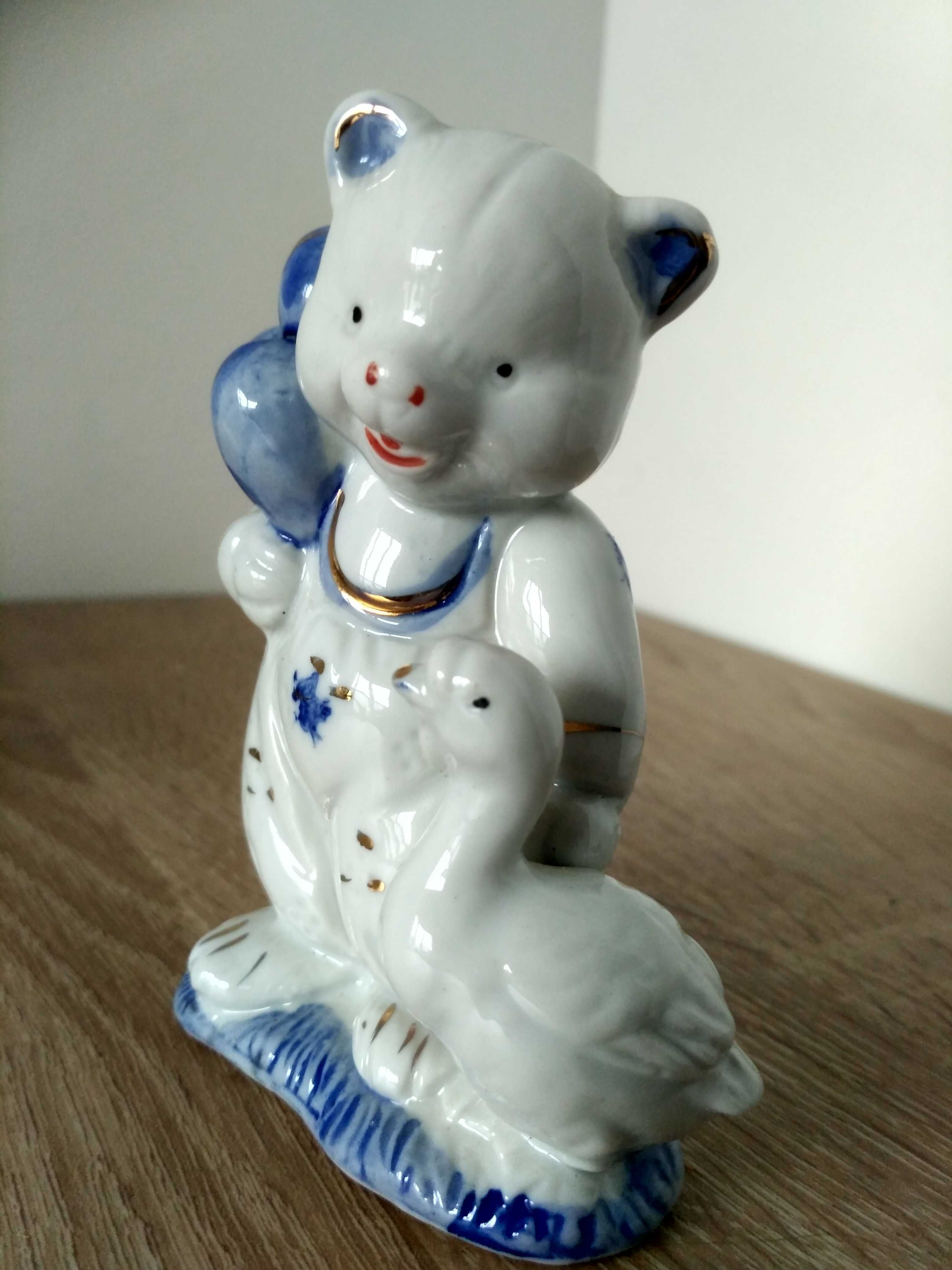 gęś i miś Figurka porcelana, gęś nie jest przyjacielem niedźwiedzia?