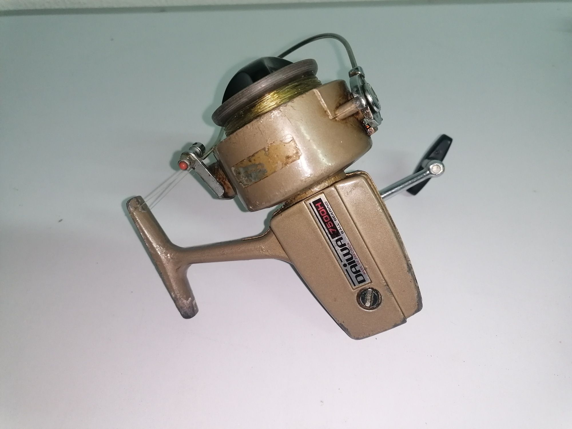 Carreto DAIWA 7500H