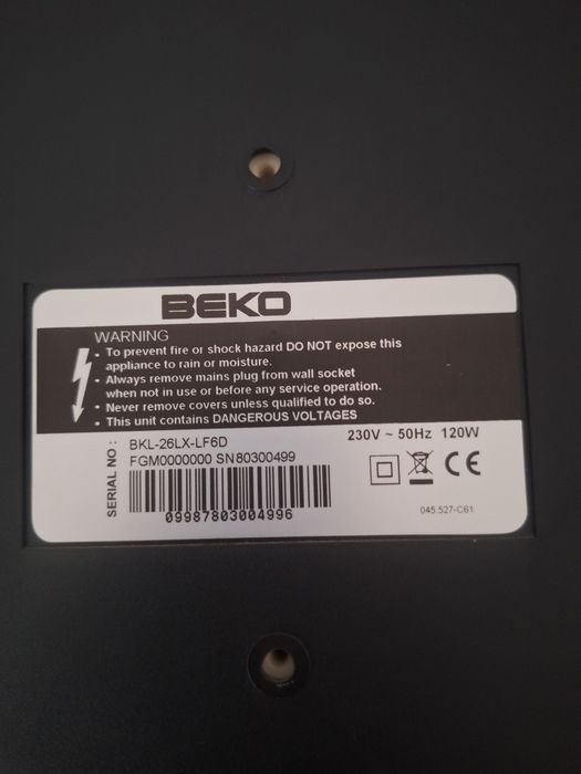 Tv BEKO 26" em bom estado, vem com suporte para pendurar na parede