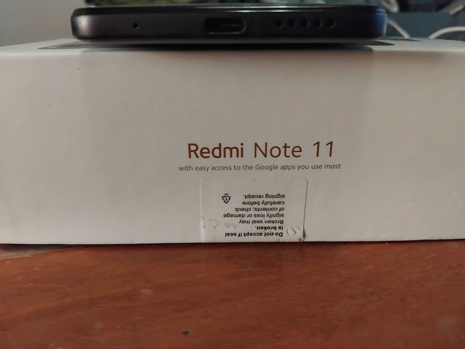 Smartphone XIAOMI Redmi Note 11 6.43'' 128 GB em Caixa como Novo