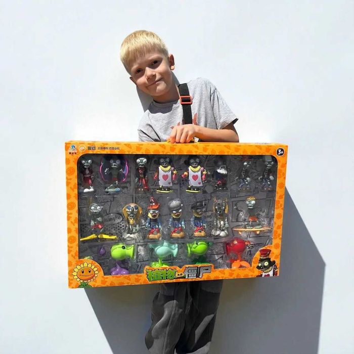 Величезний дитячий набір фігурок рослини проти Зомбі у великій коробці
