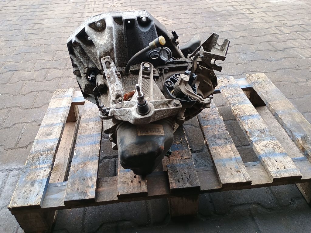 Skrzynia biegów renault scenic II 1,5 dci jr5110