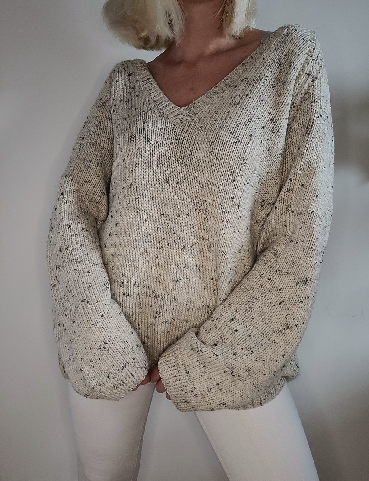 Gruby beżowy sweter oversize boho handmade