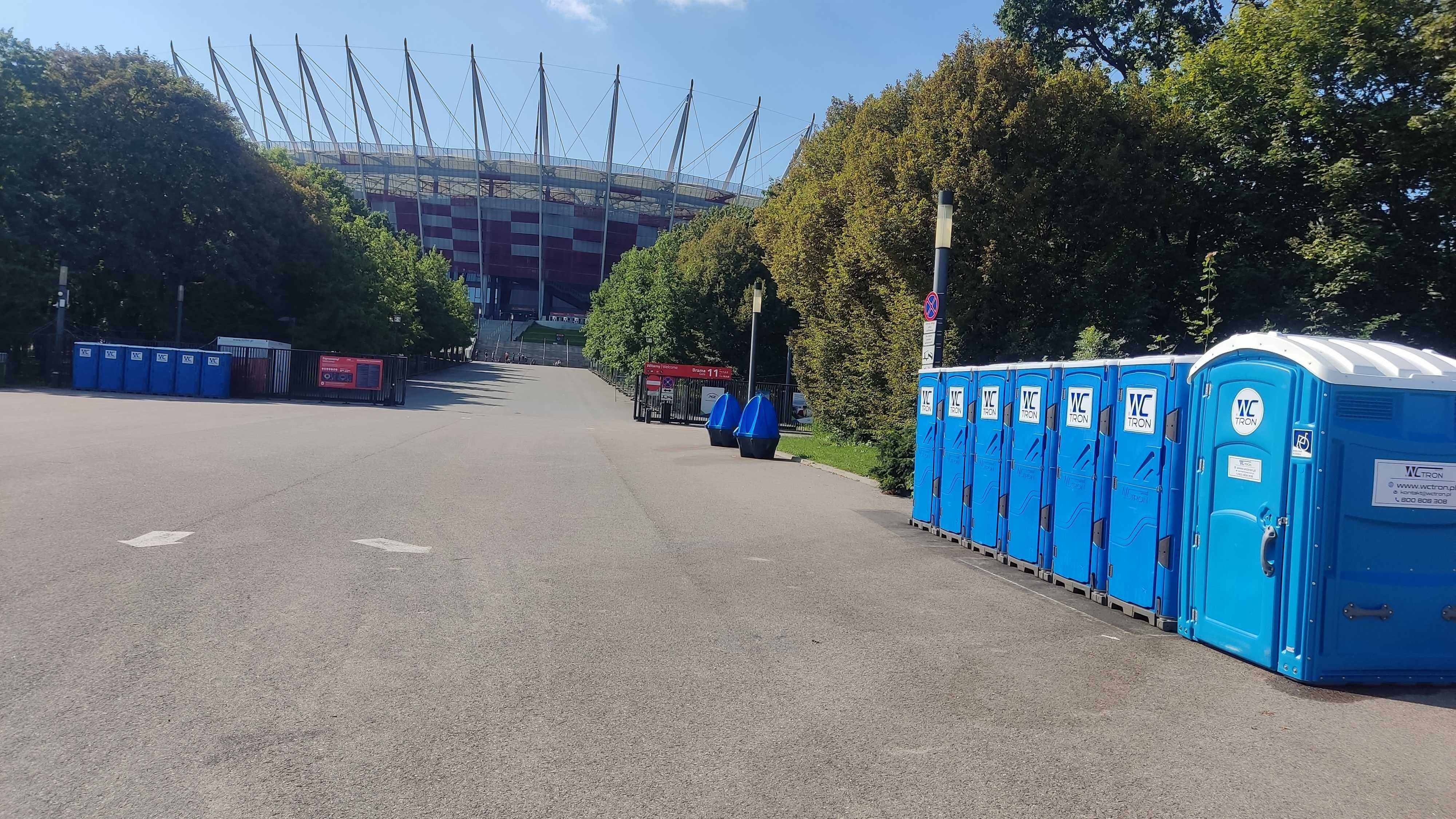 Toaleta wynajem toalet kabina przenośna wc toalety na budowę imprezę