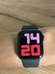 Apple Watch SE ……