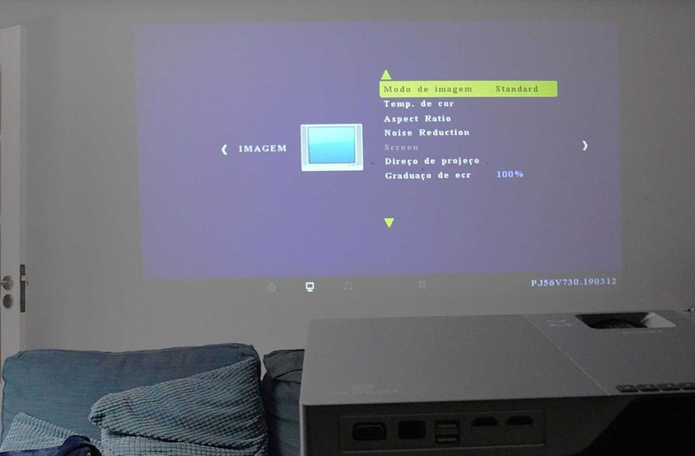 Projector VANKYO M18 FULLHD 1920x1080