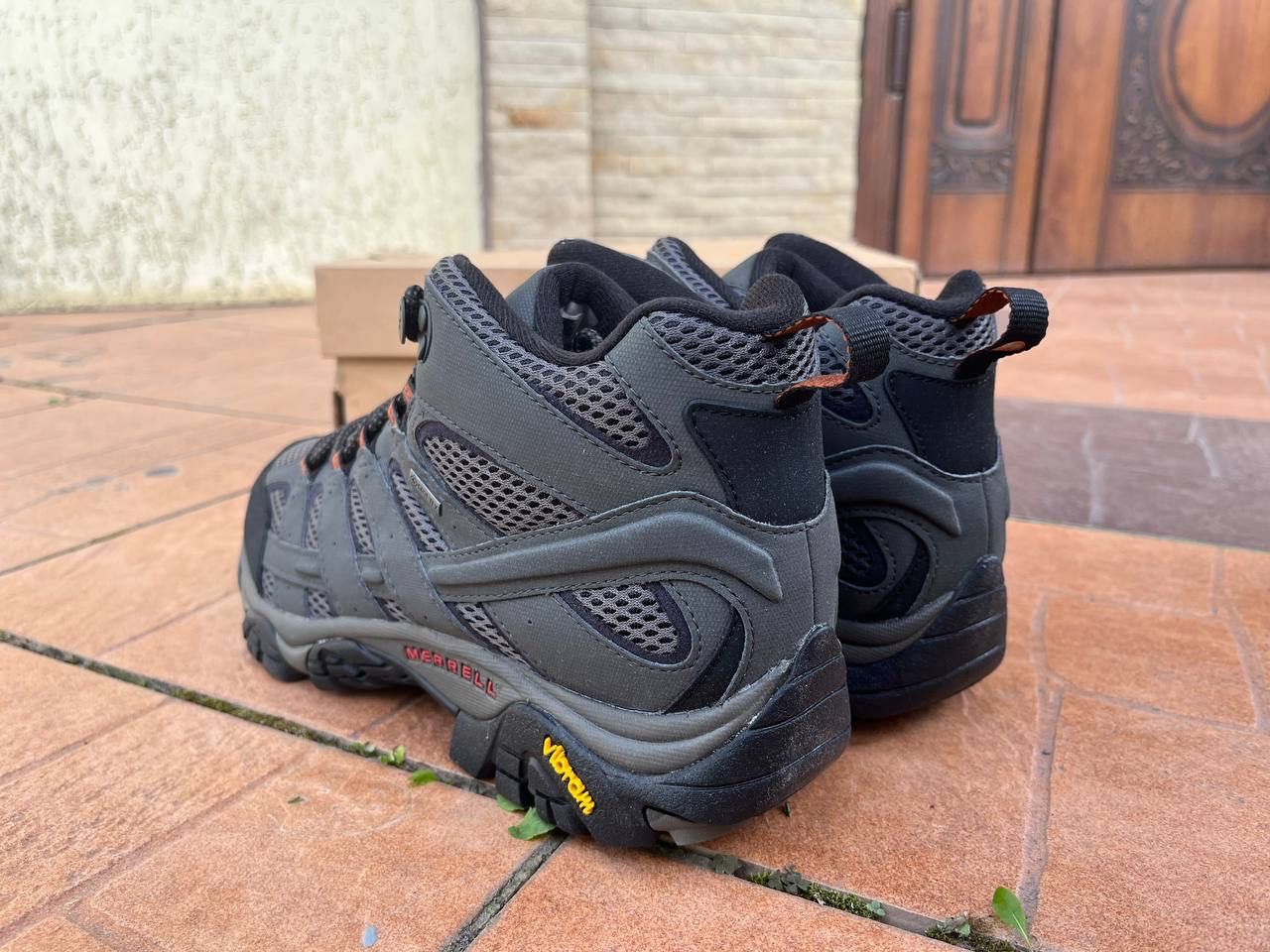 Трекінгові черевики Merrell Moab 2 Mid GTX Beluga 43 розмір