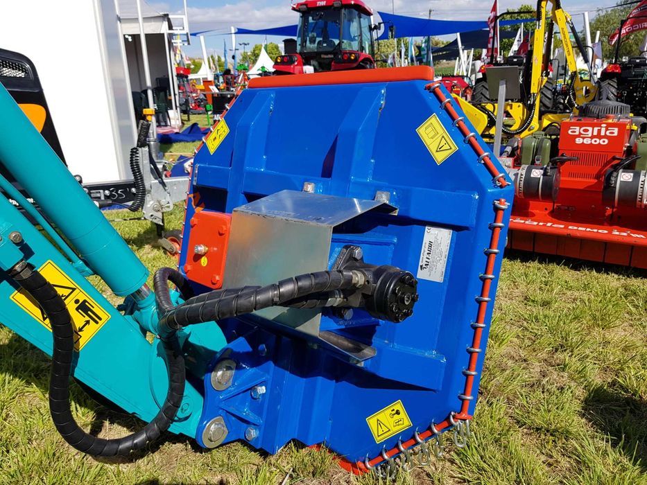 Corta Mato Hidráulico ALFAGRI para Giratórias e Mini Giratórias.