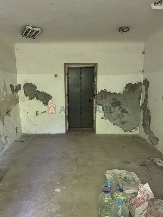 Продам офісне приміщення на Плеханова