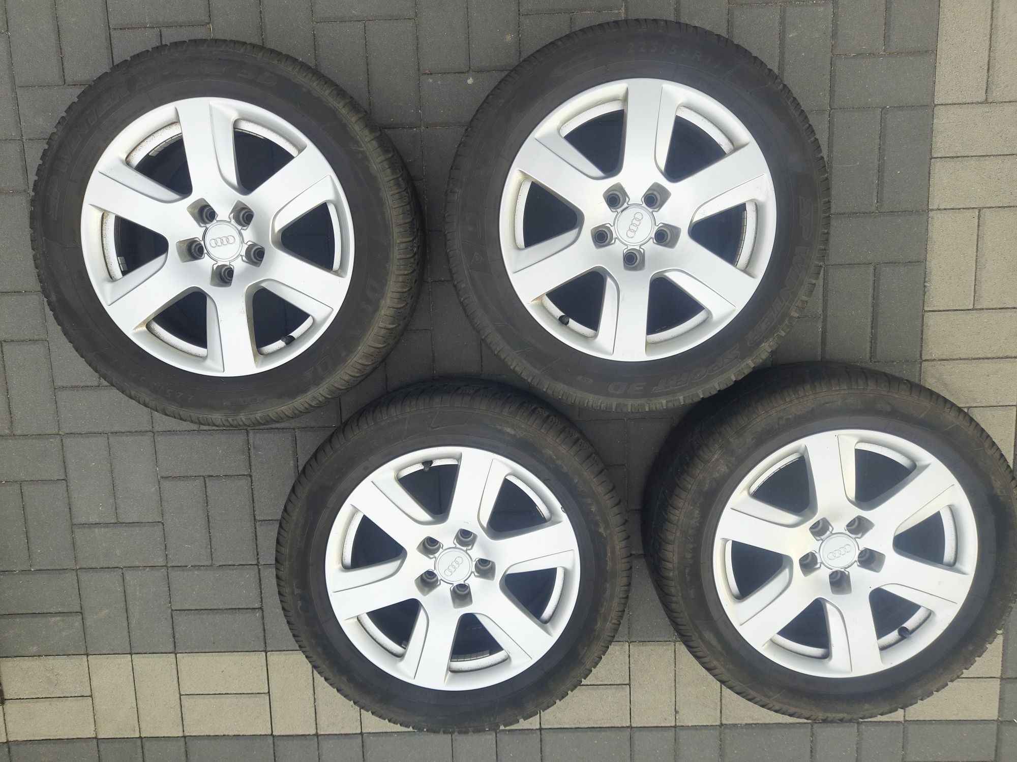 4 Alufelgi Opony Audi A6 Oryginał 225/55R17 Zima ET37 7,5Jx17H2